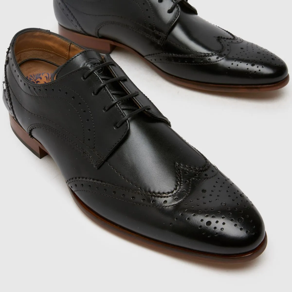 Base of Barbera Black Brogue