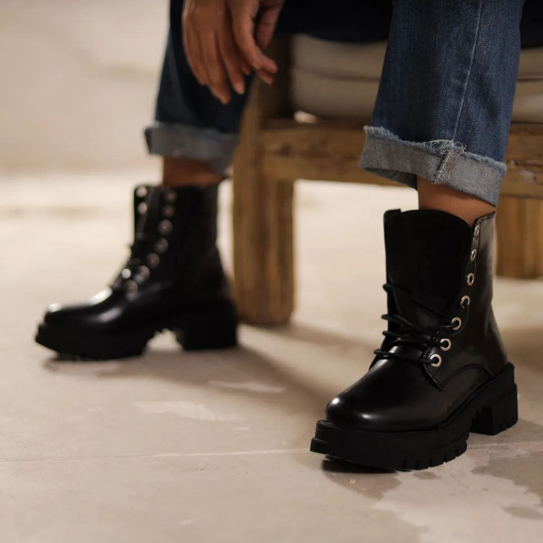 BoldStride Boots