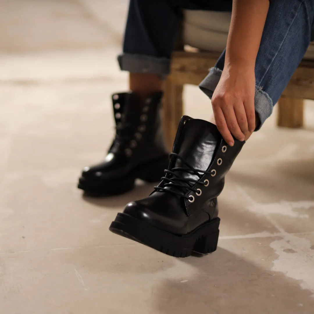BoldStride Boots