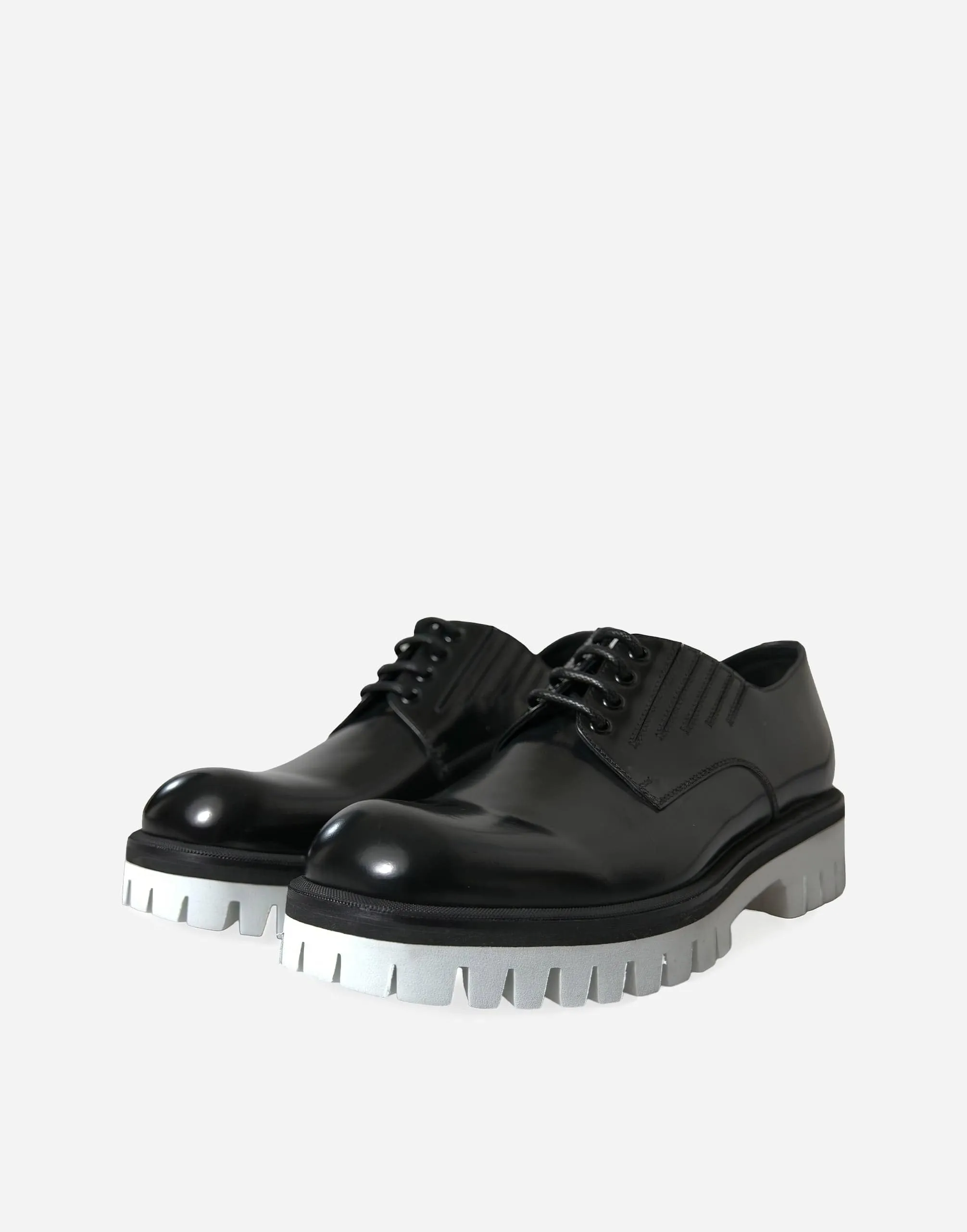 Derby In Spazzolato Calfskin Leather
