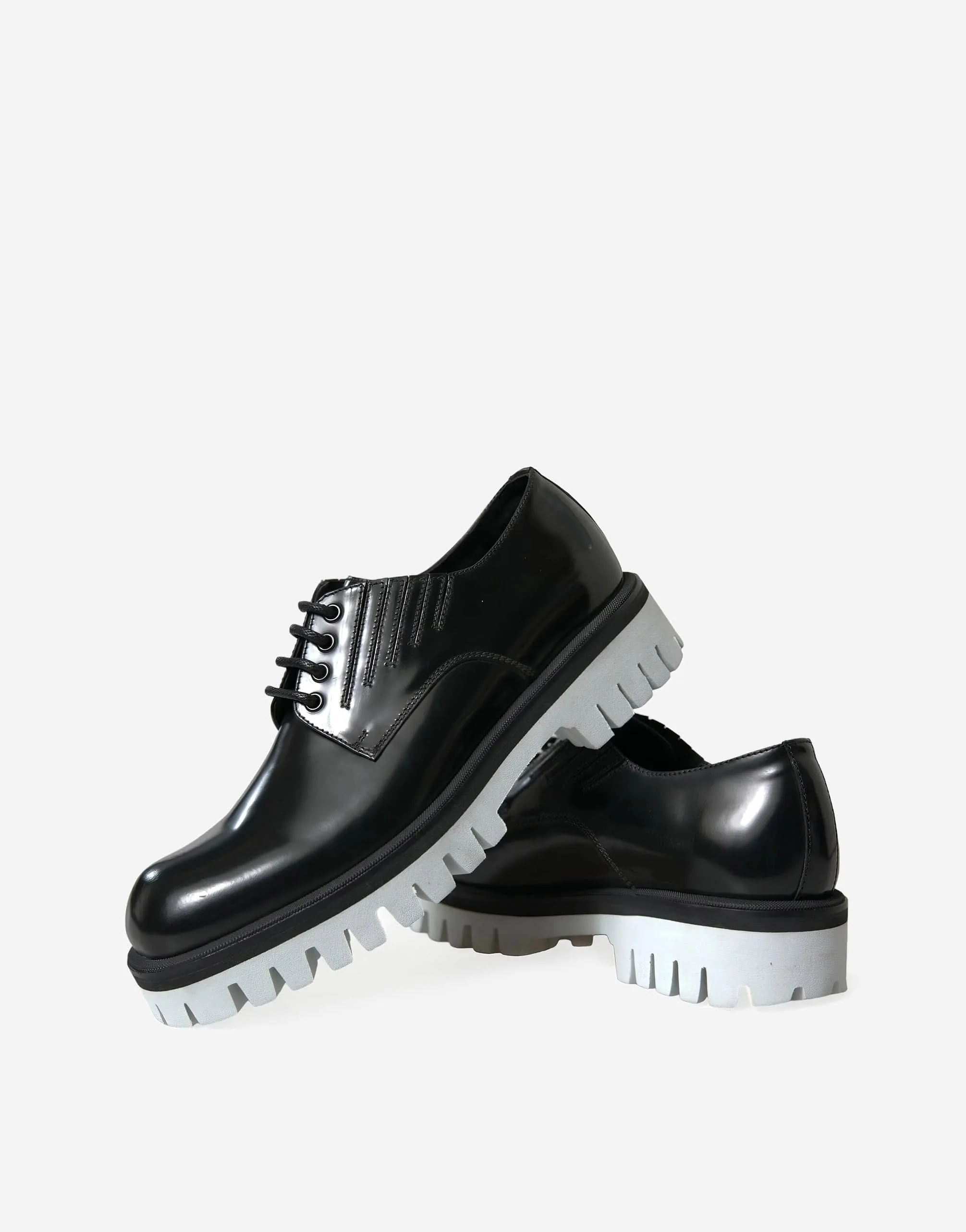 Derby In Spazzolato Calfskin Leather